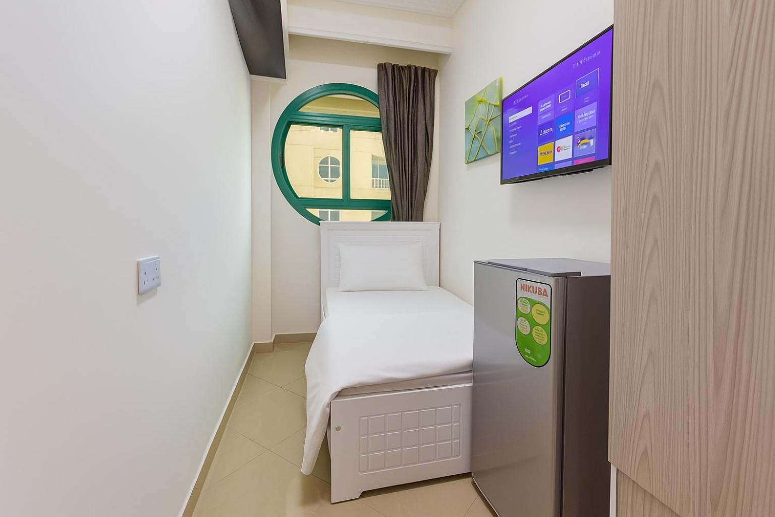 Nice Single Rooms For "Girls" Only In Dubai, Marina Exterior photo
