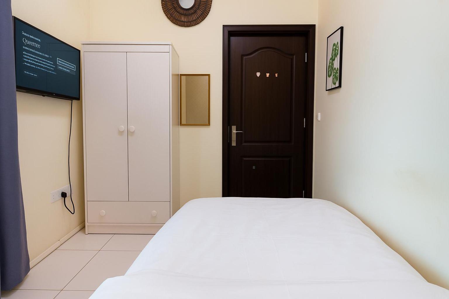Nice Single Rooms For "Girls" Only In Dubai, Marina Exterior photo