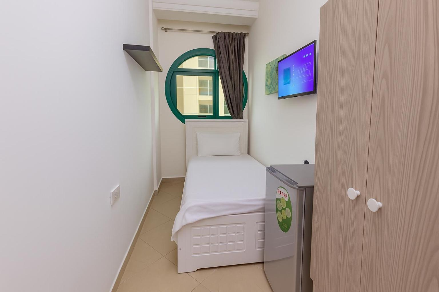 Nice Single Rooms For "Girls" Only In Dubai, Marina Exterior photo