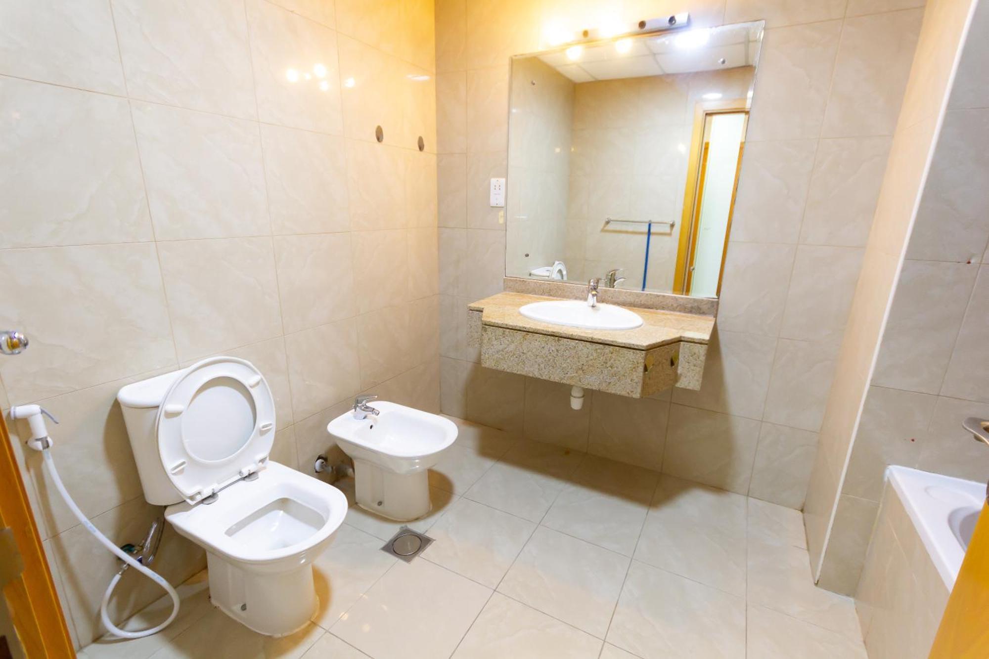 Nice Single Rooms For "Girls" Only In Dubai, Marina Exterior photo