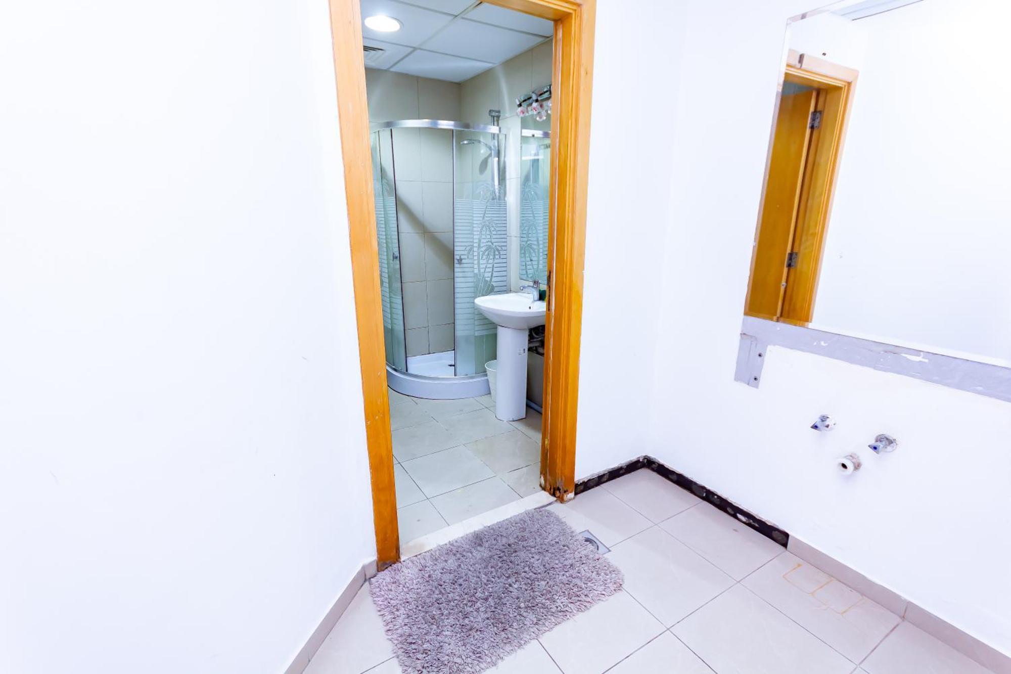 Nice Single Rooms For "Girls" Only In Dubai, Marina Exterior photo